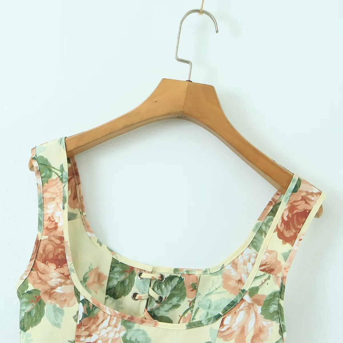 Bohemian Floral Midi Dress Set with Puff Sleeves - Perfect for Summer Vacations!