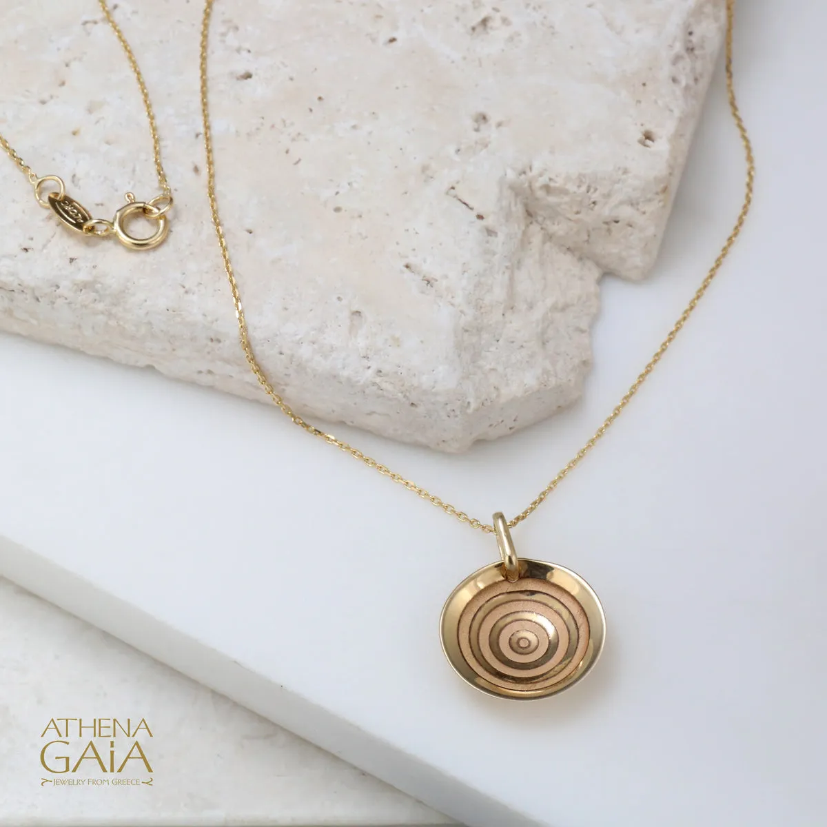 Graduated Circles Concave Disc Necklace