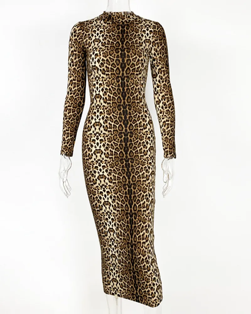 Slim-Fit Leopard Print Long-Sleeved Dress