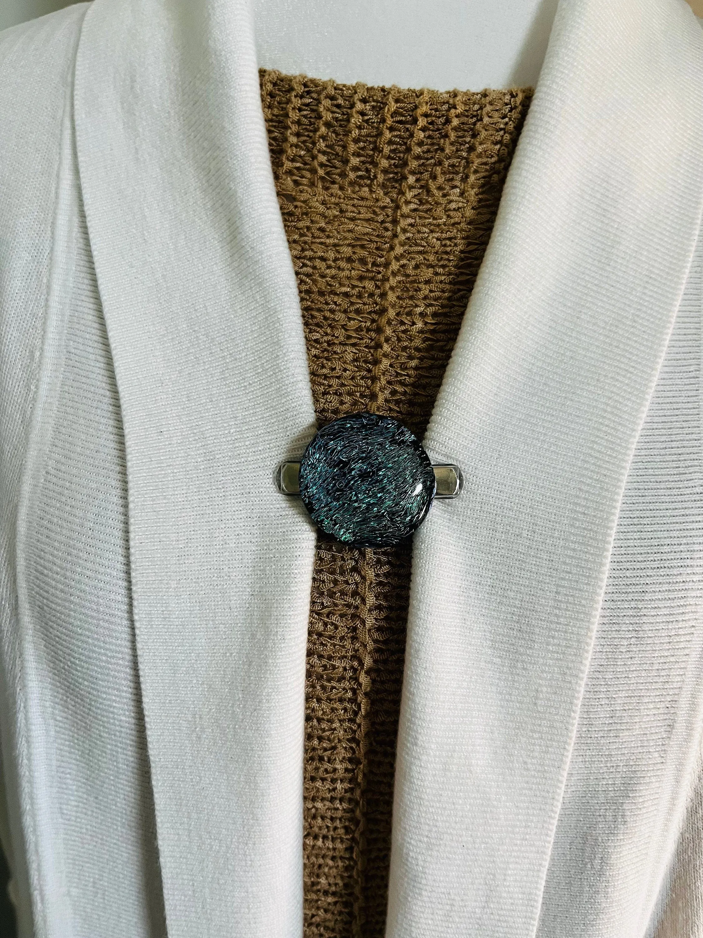 Sweater Clips Glass Cabochon Cardigan Clasp Silver Sweater Clip for Sweater Guard Cardigan Clip Birthday Gift for Mom Gift for Her Fabulici