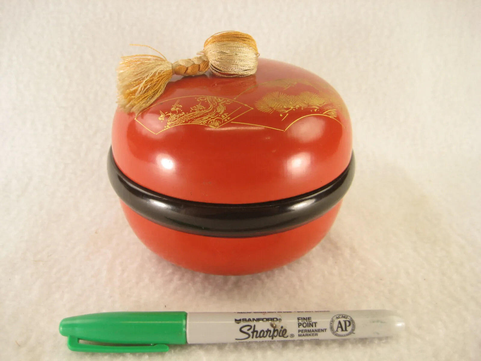 Vintage Japanese Round Red & Maki Tasseled Lacquer Lidded Box Shochikubai 4.5"